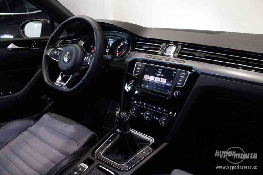 VW Passat B8 2.0 TDI R-Line - foto 34