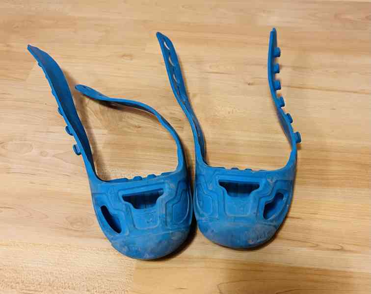 Helma a chrániče topánok - foto 2