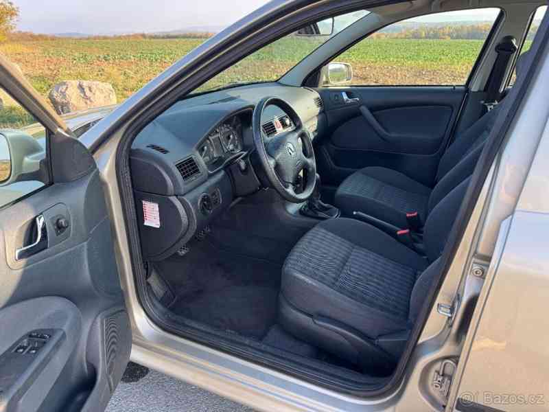 Škoda Octavia 1,6 MPI 75 kW pouze 138 500 km - foto 13