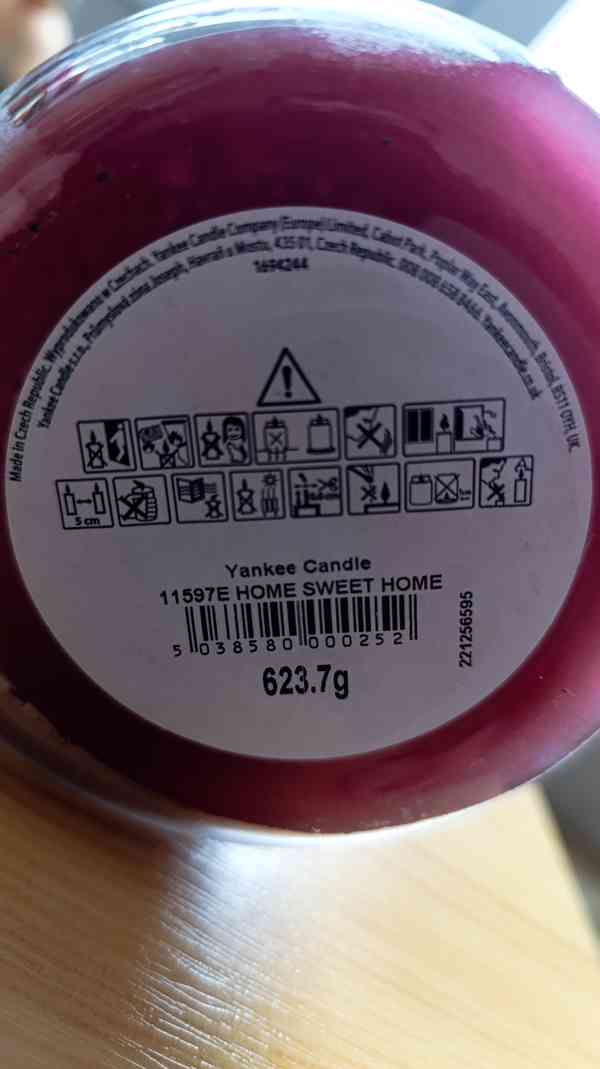 Yankee Candle Home Sweet Home 623g - foto 2