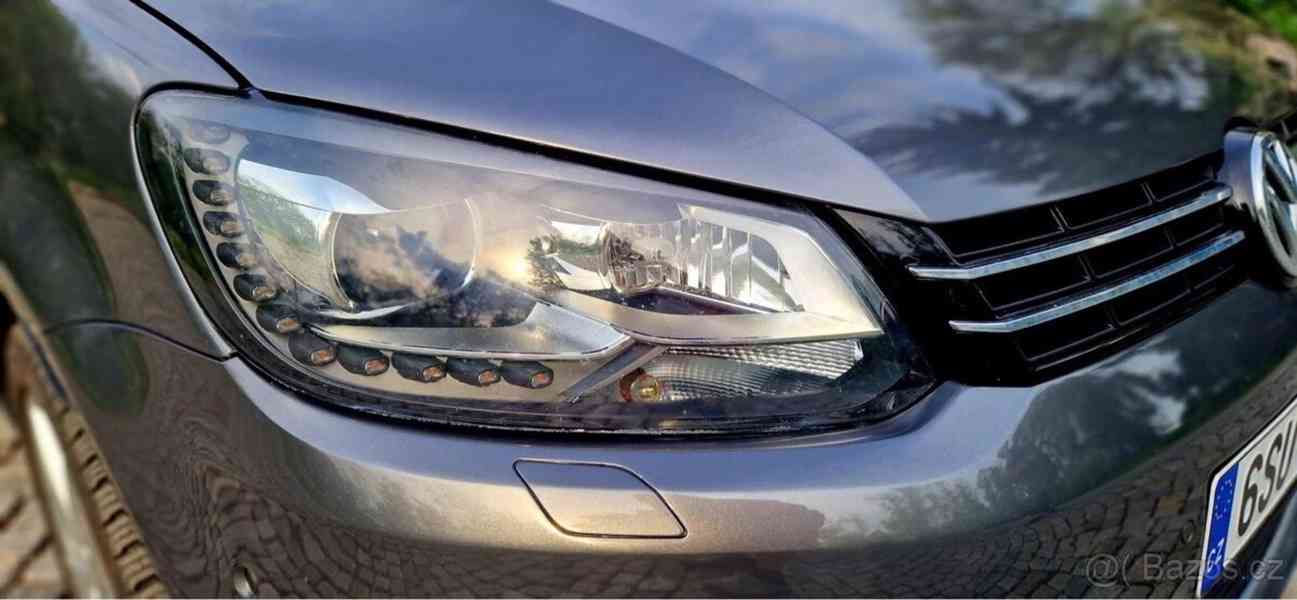 Volkswagen Touran 2,0   LIFE TDI DSG 7/2013 - foto 3