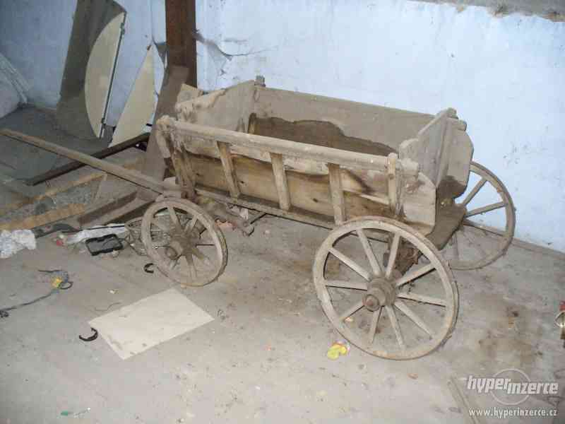 Loukoťový vozík - foto 1