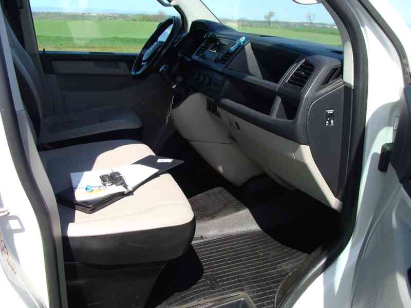Volkswagen Transporter T6 2,0tdi 110kw 6míst 2017 - foto 15