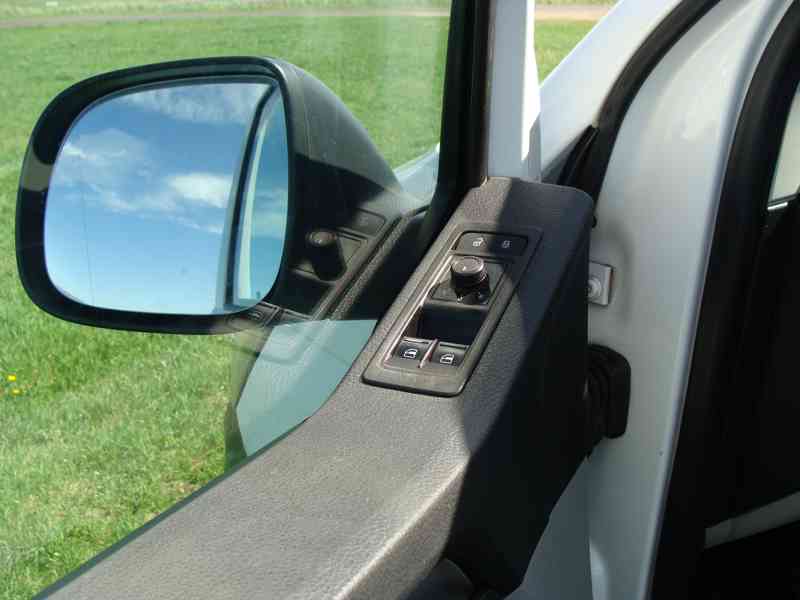Volkswagen Transporter T6 2,0tdi 110kw 6míst 2017 - foto 14