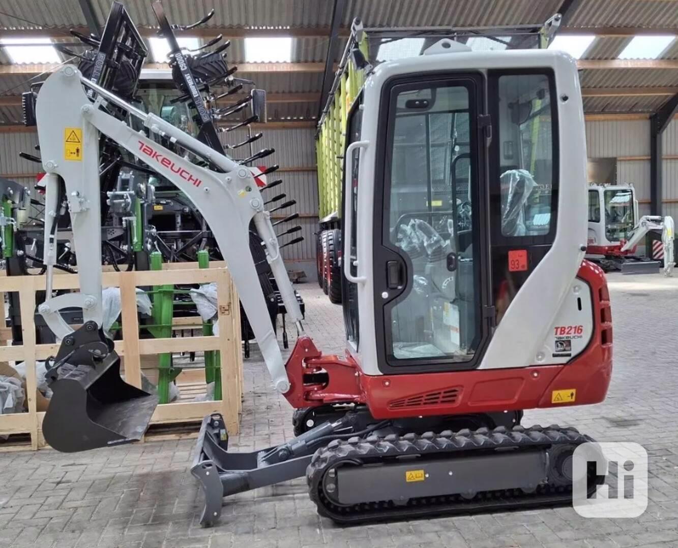 SKLO okno okná bagre minibagre Takeuchi TB skladom - foto 1
