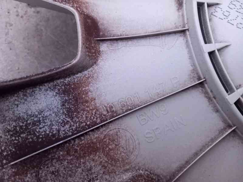 Poklice Vw, Sada 1J0 601 147 P - foto 2