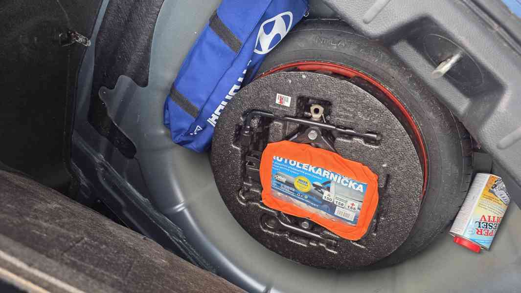 Hyundai i40 1,7crdi 100kw r.2013 - foto 14