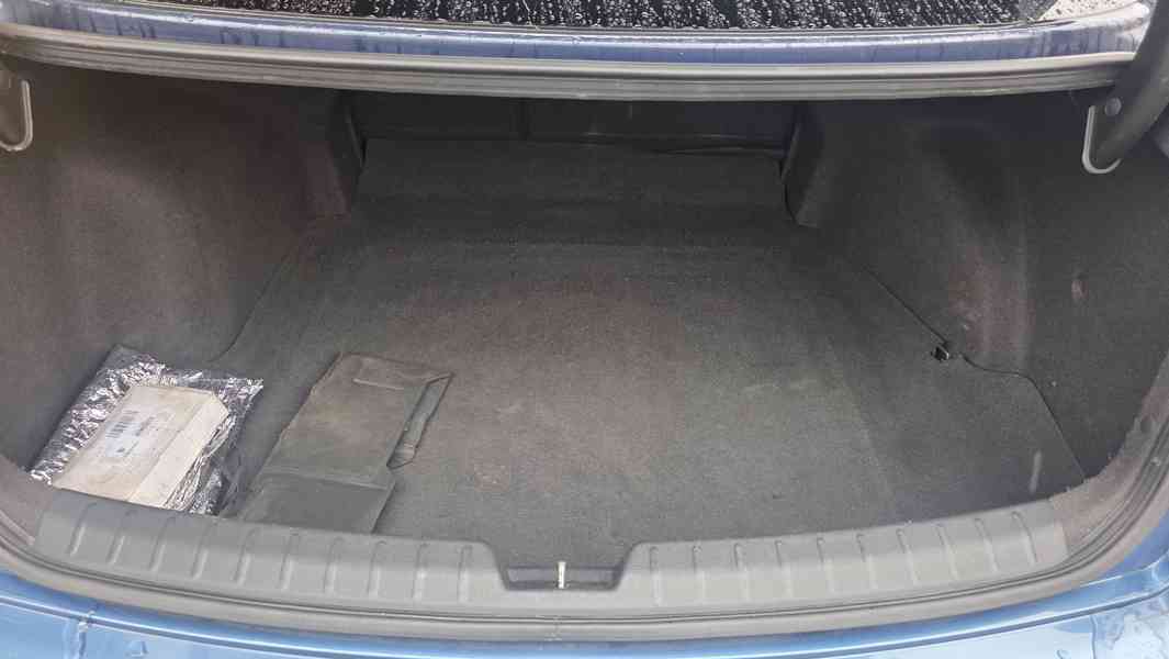 Hyundai i40 1,7crdi 100kw r.2013 - foto 5