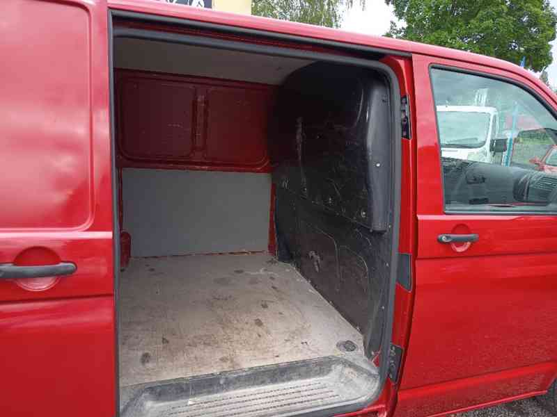 VOLKSWAGEN Transporter 2,0TDI 3-místný - foto 14