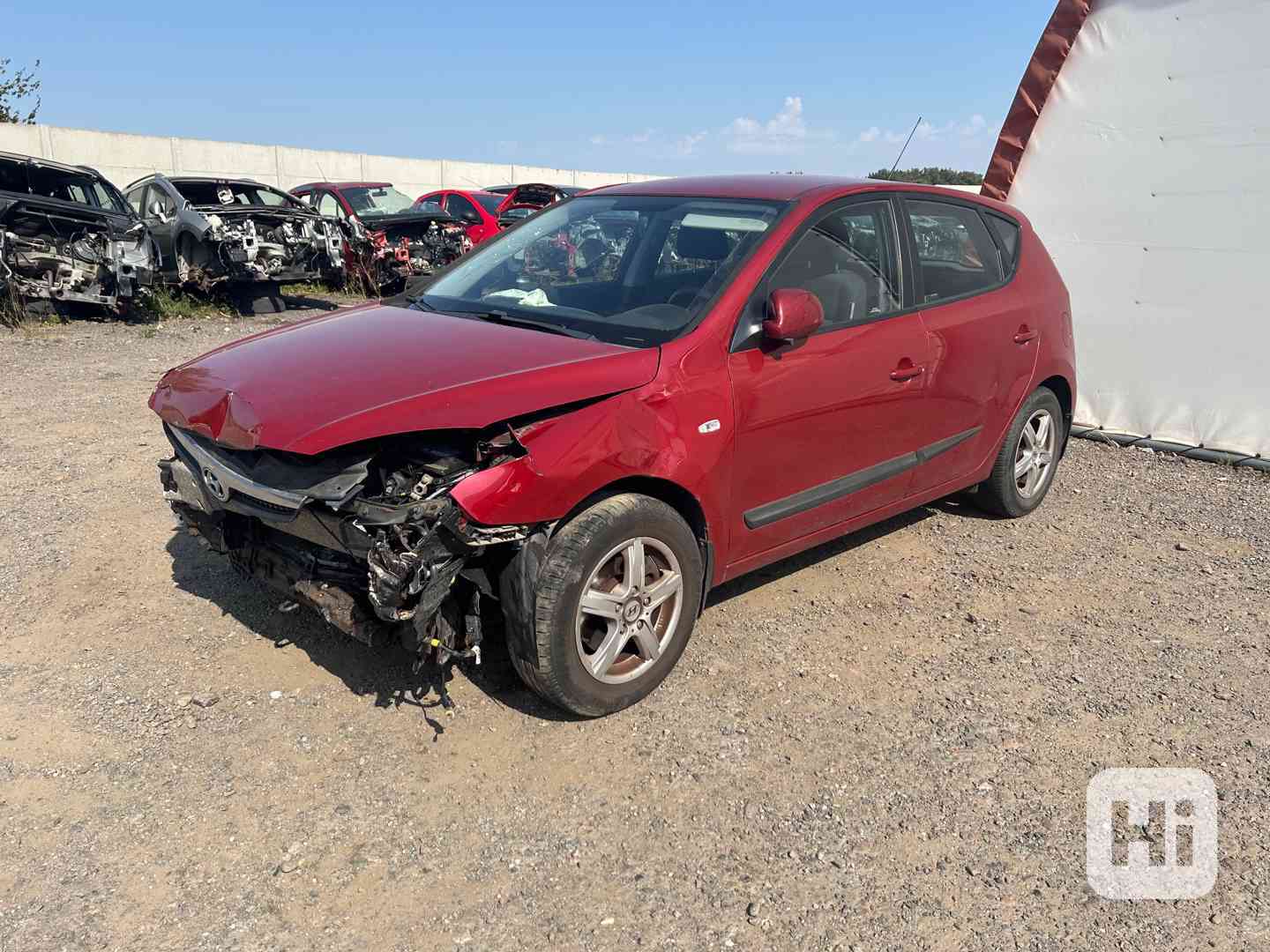 Hyundai i30 1,4 80KW G4FA prodám díly z vozu - foto 1