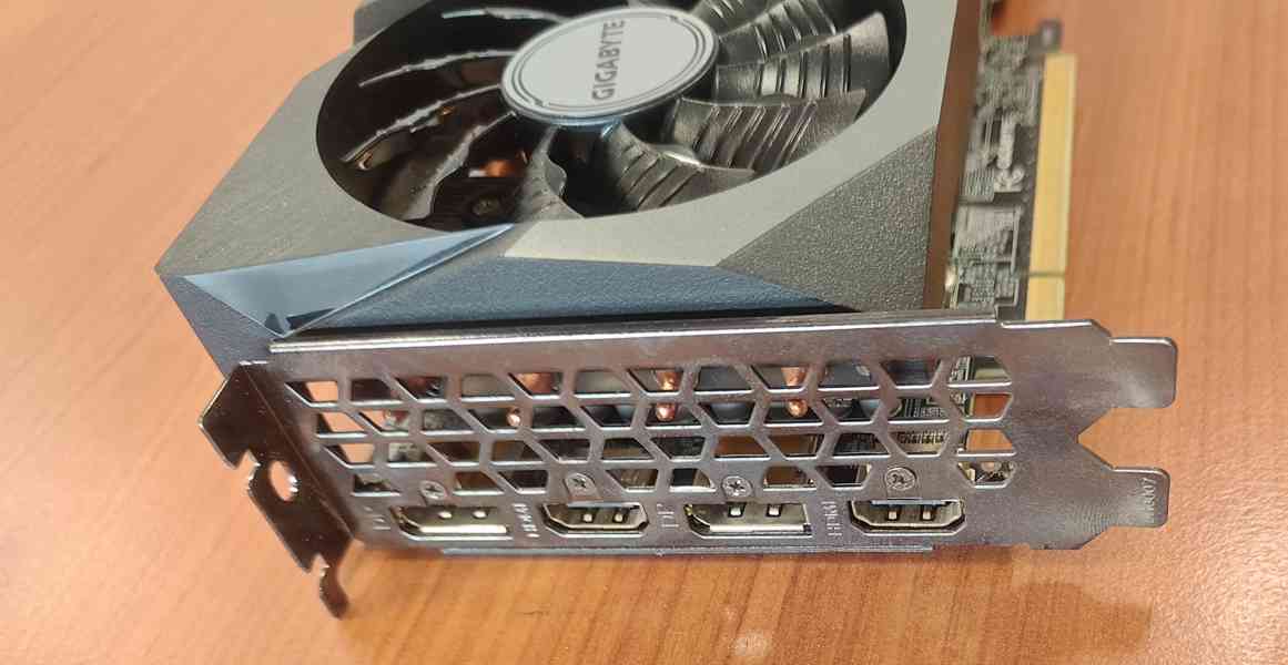 Grafická karta GIGABYTE GeForce RTX 3070 GAMING OC 8G - foto 5