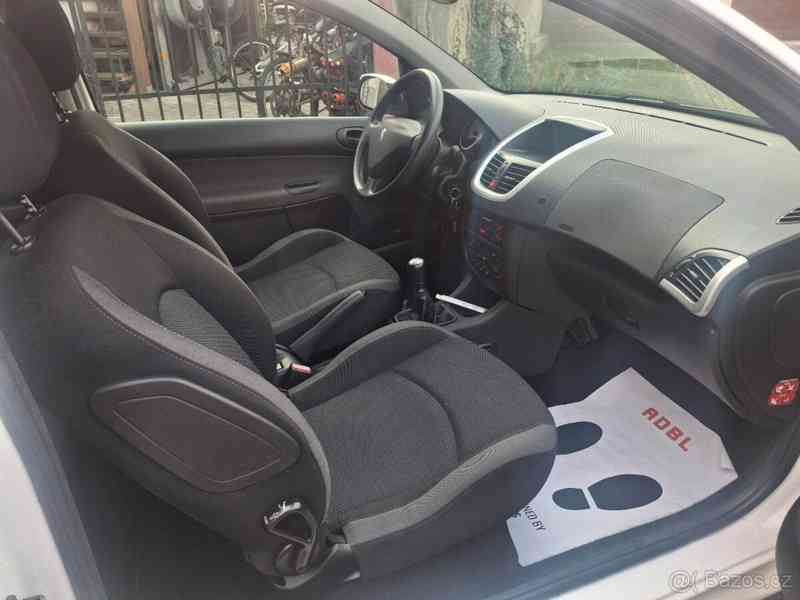 Peugeot 206 1,4   +, 1,4l , 2010 - foto 3