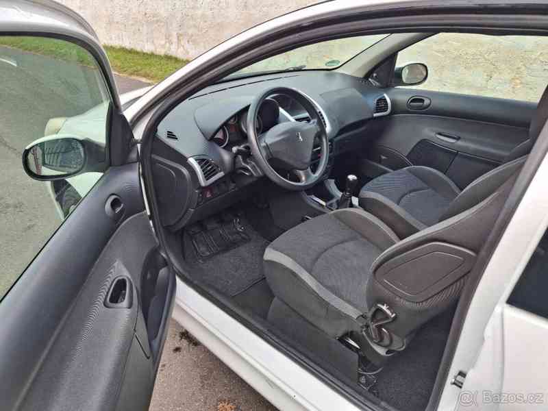 Peugeot 206 1,4   +, 1,4l , 2010 - foto 2