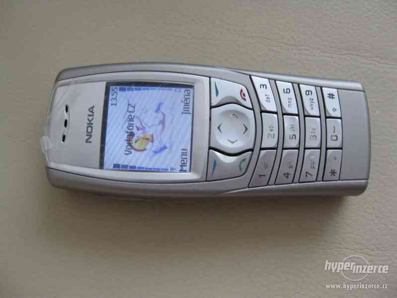 Nokia 6610 - tlačítkové mobilní telefony z r.2002 od 10,-Kč - foto 3