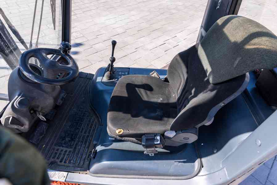 Vysokozdvižný vozík Linde H16T-03 - foto 7
