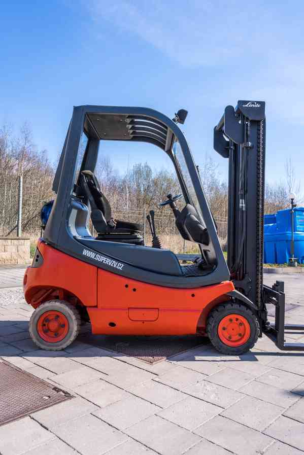 Vysokozdvižný vozík Linde H16T-03 - foto 2