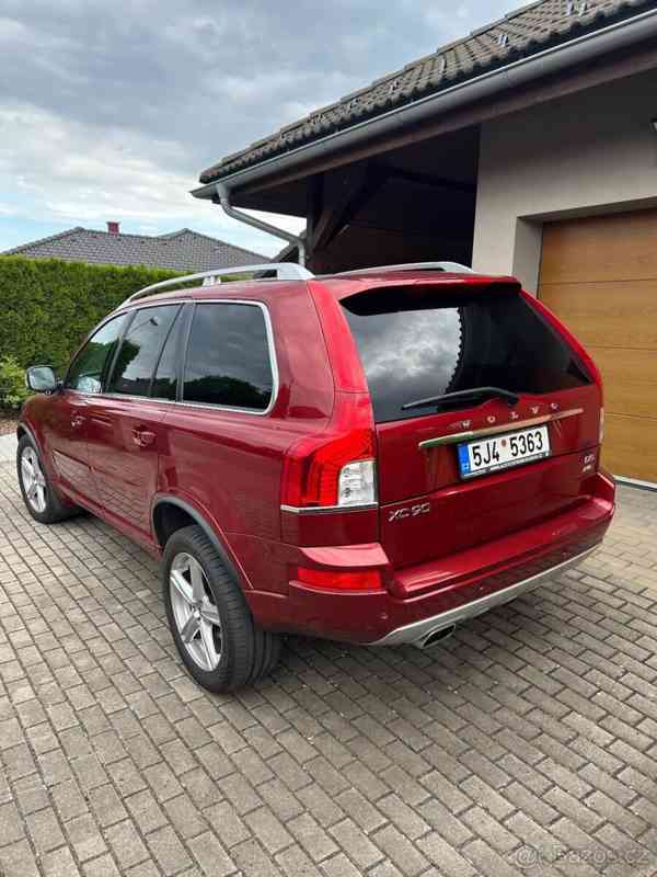 Volvo XC90 2,4   D5 AWD, 147 Kw, ČR 101700 Km - foto 2
