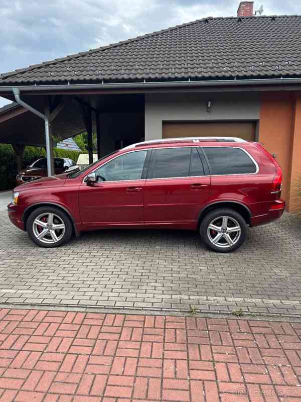 Volvo XC90 2,4   D5 AWD, 147 Kw, ČR 101700 Km - foto 20
