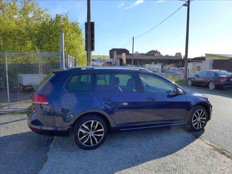 Volkswagen Golf 1,4 TSI VÝHŘEV MASÁŽ TAŽNÉ - foto 4