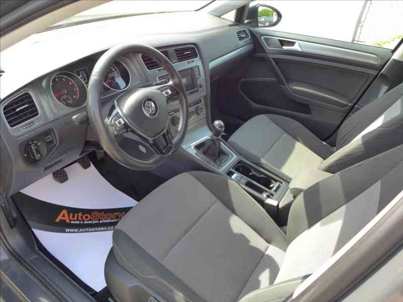 Volkswagen Golf 1,2 TSI HIGHLINE, 1.MAJITEL - foto 5