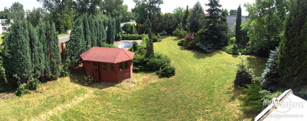 BYTOVÝ DŮM s vnitřním bazénem - foto 13