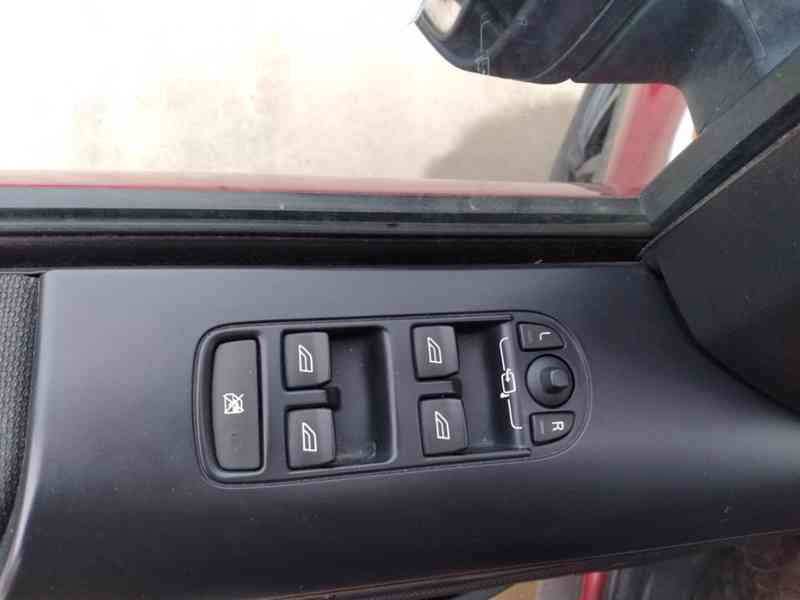 LAND ROVER FREELANDER 2 2.2 TD4 S - foto 16