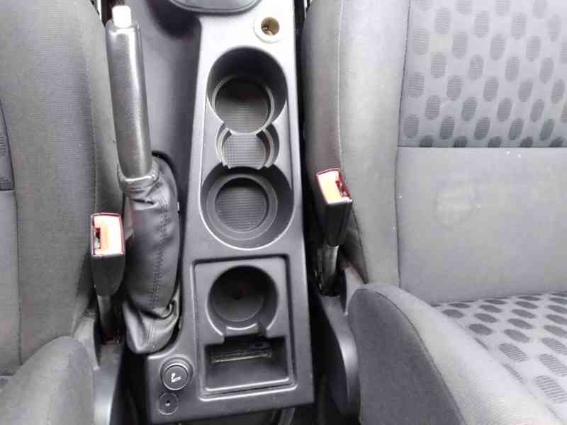 LAND ROVER FREELANDER 2 2.2 TD4 S - foto 24
