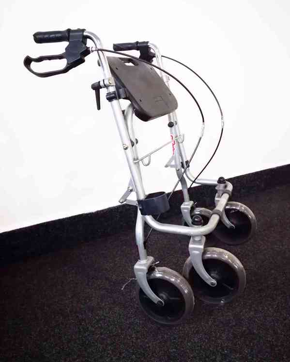 Chodítko pro seniory INVACARE- invalidní vozík - foto 4