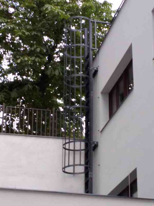 Prodej firmy s.r.o. - foto 2
