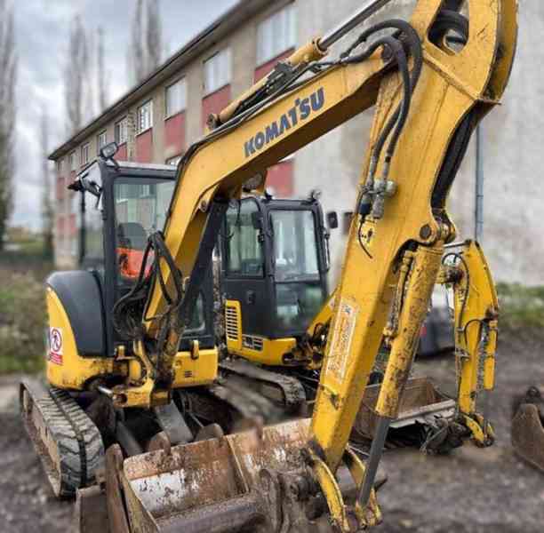 3.74t minibagr Komatsu PC35 - foto 4