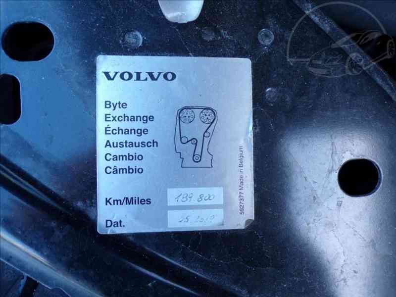 Volvo XC70 2,4 D4 AWD - foto 14