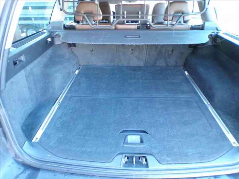 Volvo XC70 2,4 D4 AWD - foto 10