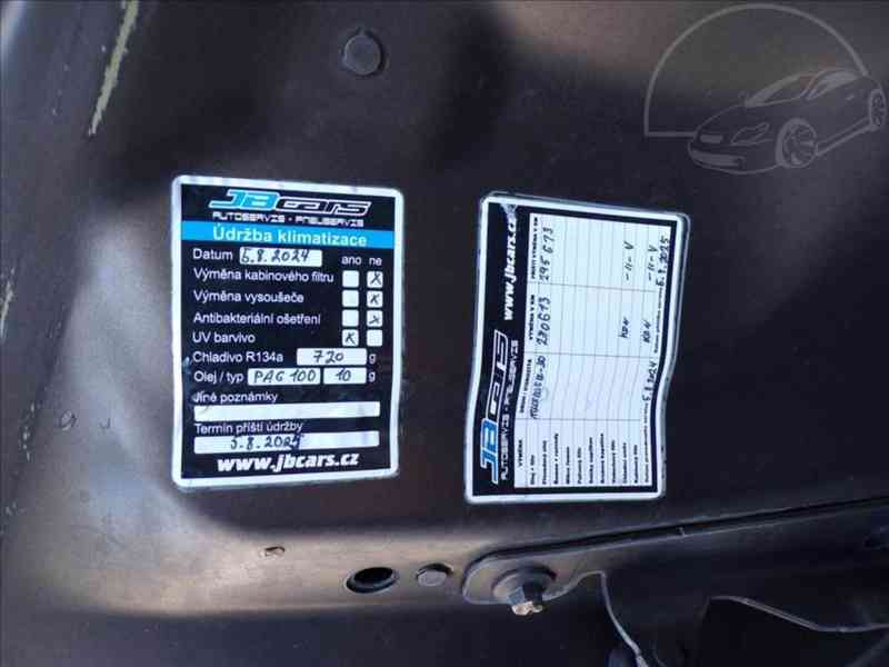 Volvo XC70 2,4 D4 AWD - foto 16