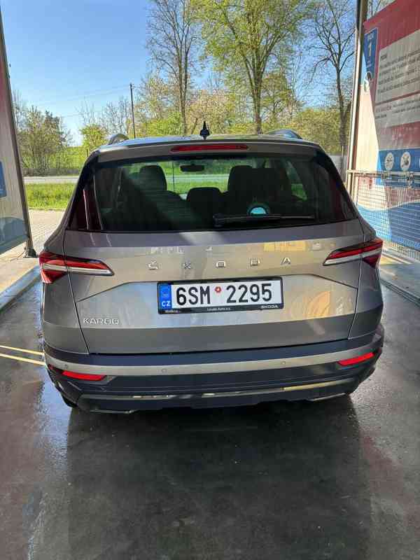 Škoda Karoq 1.5 TSI 110 kW, 2023, 31 436 km - foto 3