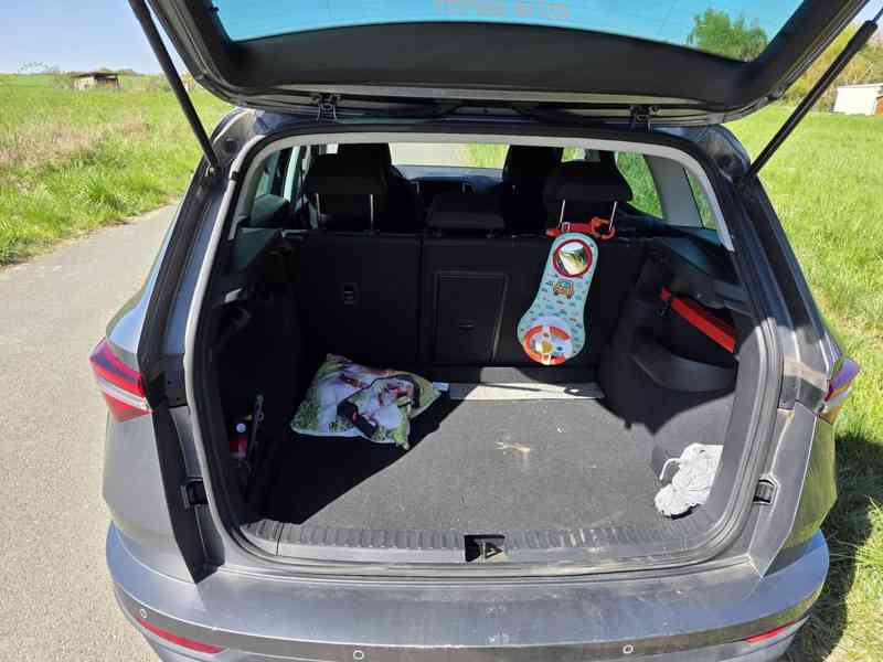Škoda Karoq 1.5 TSI 110 kW, 2023, 31 436 km - foto 5
