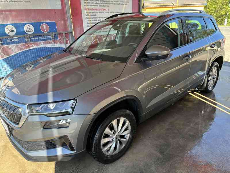 Škoda Karoq 1.5 TSI 110 kW, 2023, 31 436 km - foto 8