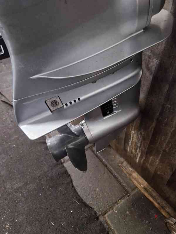 závěsný motor HONDA BF20D - foto 2