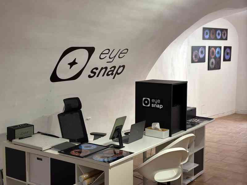 EyeSnap - Prodej studia foto duhovky s kompletním vybavením - foto 5