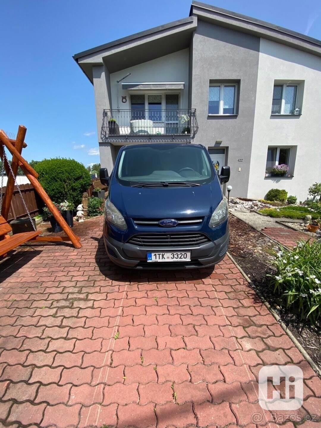 Ford Tourneo Custom 2,2 - foto 1