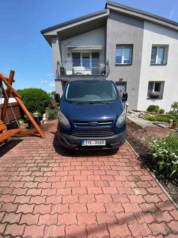 Ford Tourneo Custom 2,2 - foto 1