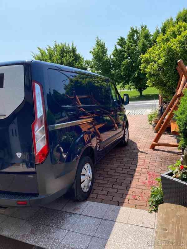 Ford Tourneo Custom 2,2 - foto 4