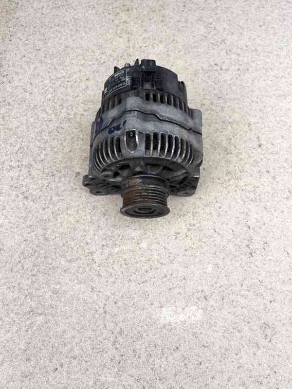 FELICIA 1.9 Diesel Alternátor - foto 2