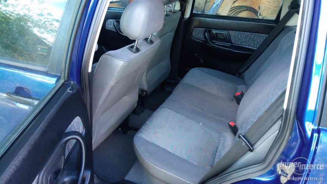 Seat Cordoba Vario 1.6 benzín - foto 5