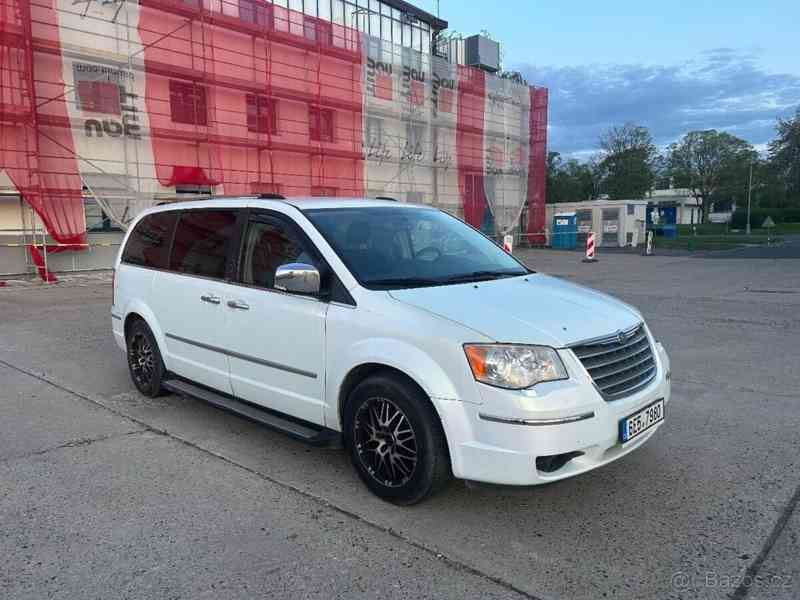 Chrysler Grand Voyager 3,8 - foto 2