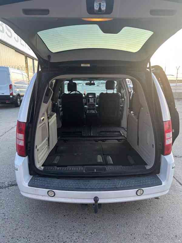 Chrysler Grand Voyager 3,8 - foto 8