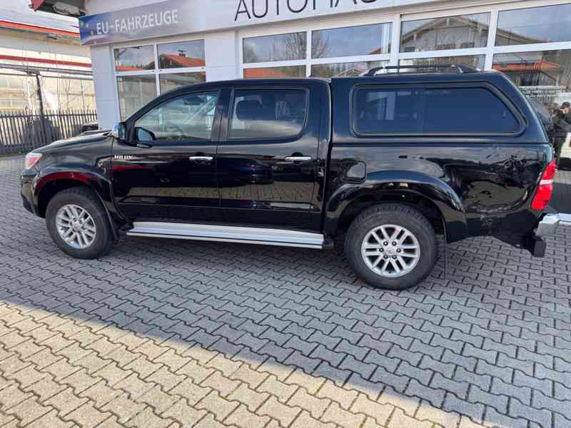 Toyota Hilux Double Cab 2.5D4D 106kw - foto 3