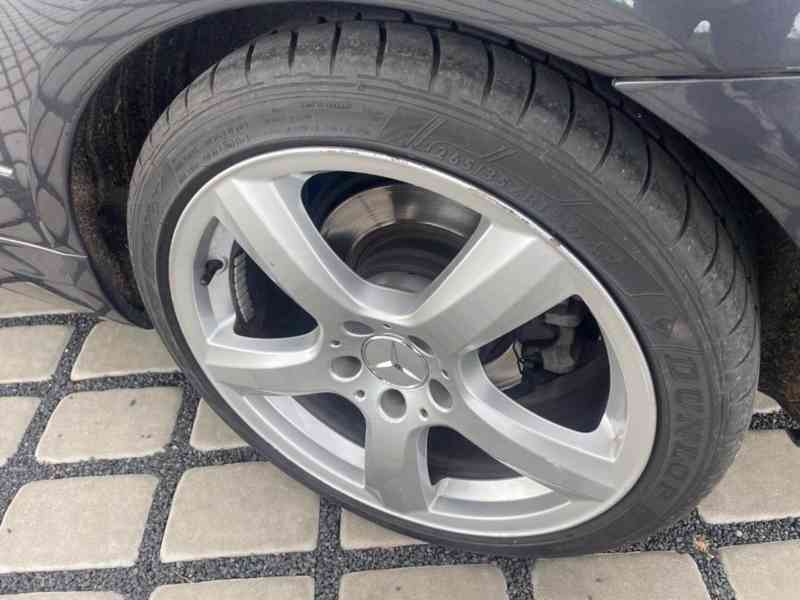 MERCEDES E220CDi - foto 15