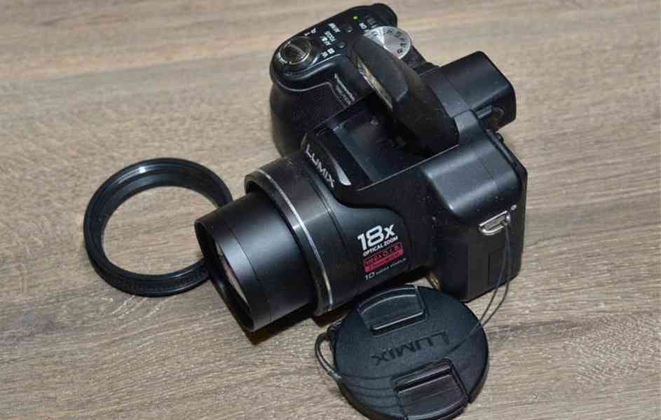 Panasonic Lumix DMC-FZ28 10 MPix*18x Op.Zoom*HDV - foto 3