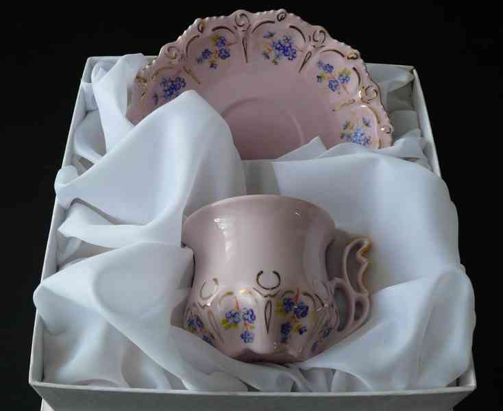 Růžový porcelán H&C – Šálek a podšálek - foto 1