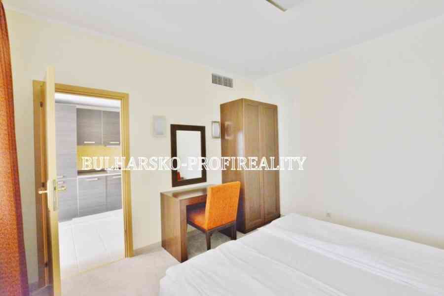 Luxusní apartmán 2+kk (68 m²) v první linii s bočním výhlede - foto 11